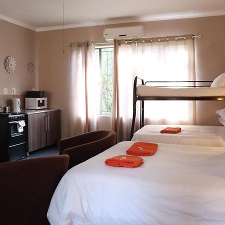 The Ultimate Lodge Louis Trichardt Exteriér fotografie