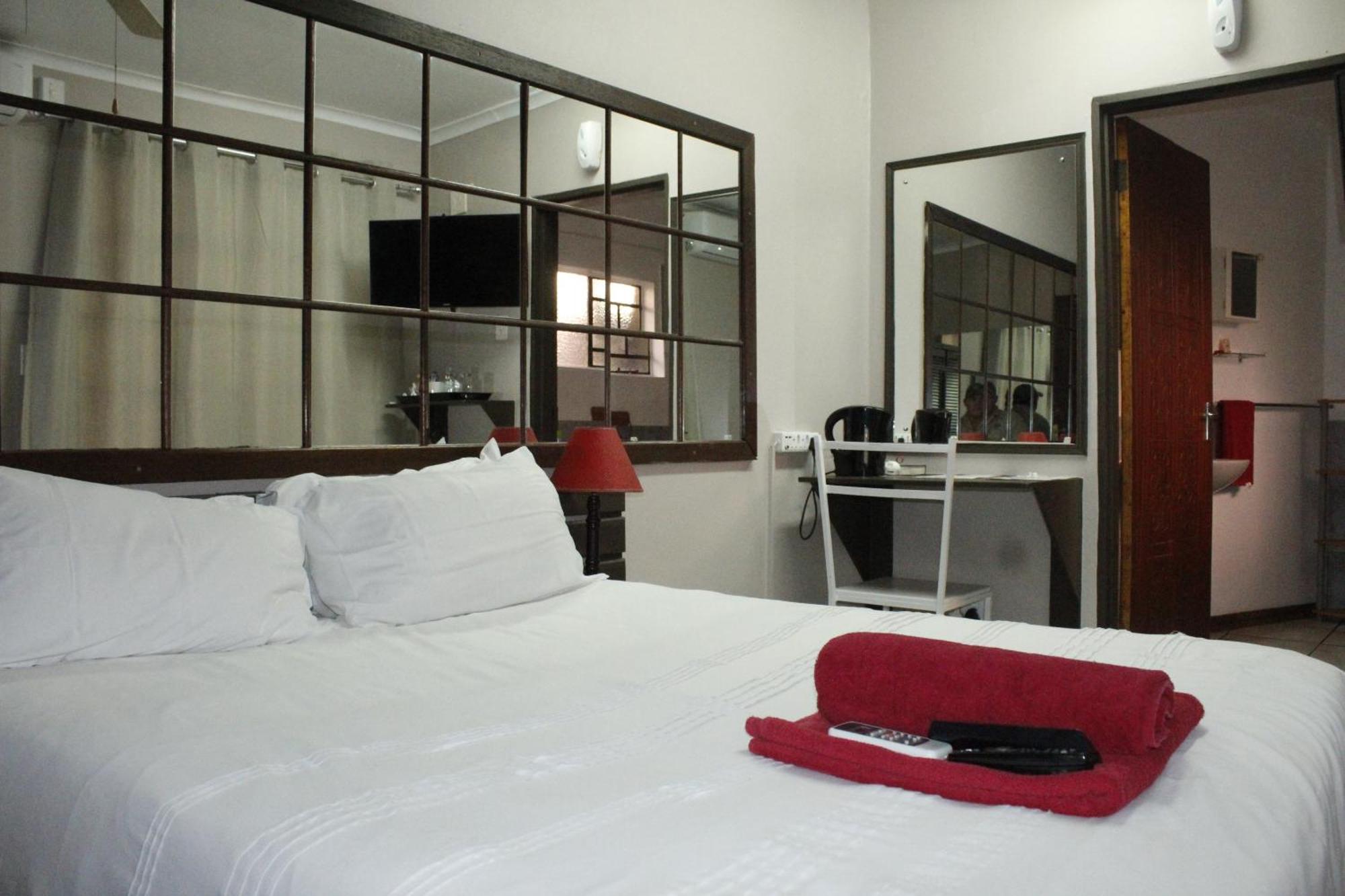 The Ultimate Lodge Louis Trichardt Exteriér fotografie